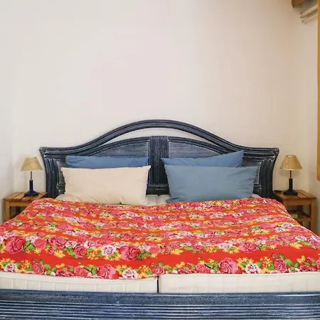One-bedroom Holiday In Casa vacanze *
